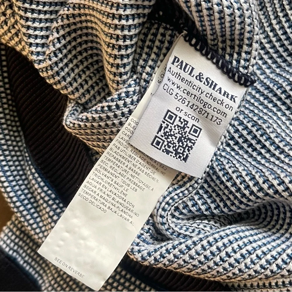 Paul and Shark zippered cardigan- L​